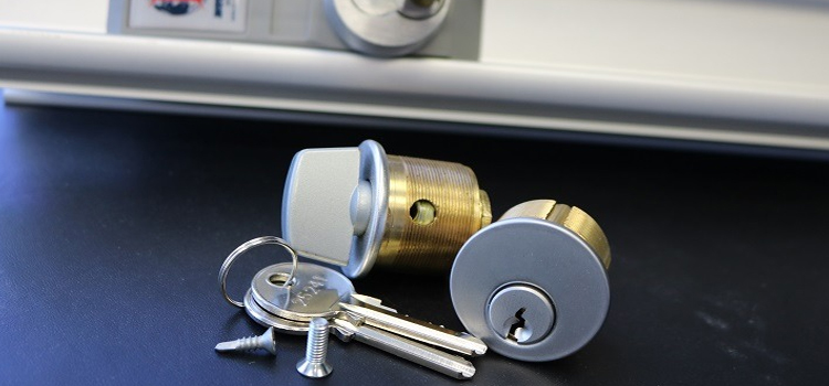 Commercial Lock Installation Banning
